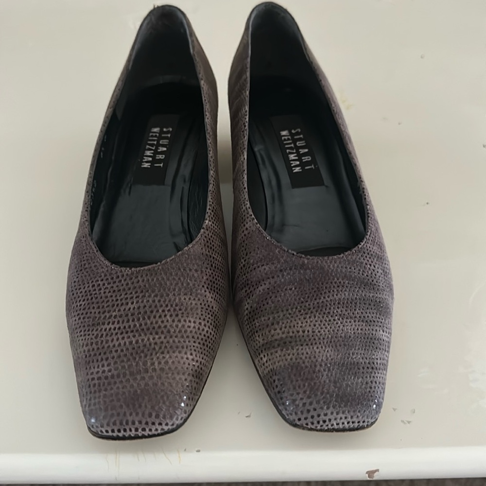 2010’s Stuart Weitzman pumps size 8.5
